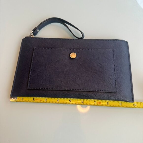 Michael Kors Large Wristlet Navy Blue - Picture 2 of 6